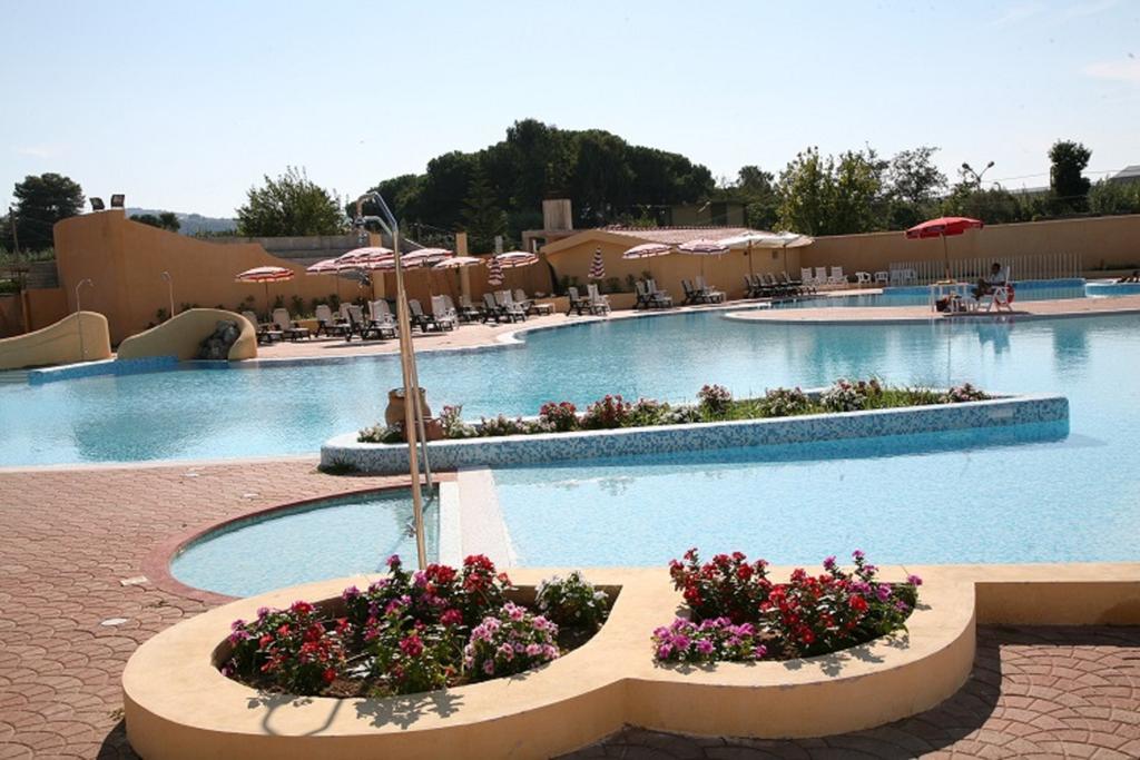 Hotel Resort Lido Degli Aranci Vibo Valentia Exterior photo